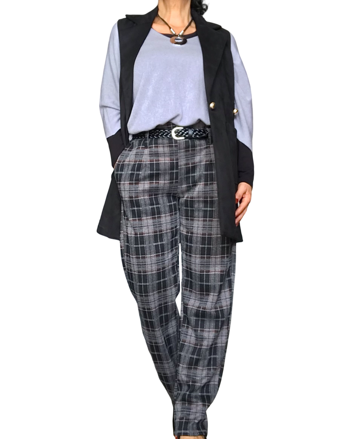 Chandail uni gris silver en tricot léger à manche 3/4 col en V