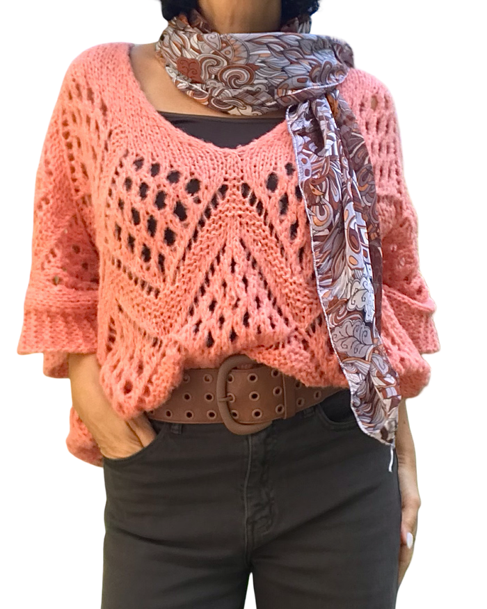 Chandail uni en tricot corail boisé à grandes mailles col en V