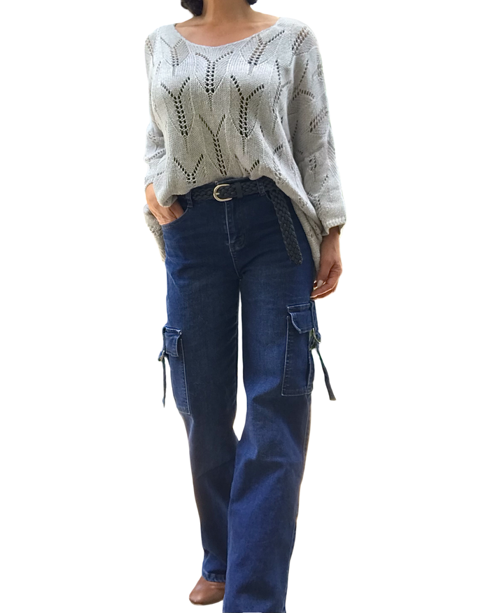 Chandail col en V uni gris silver en crochet manche 3/4