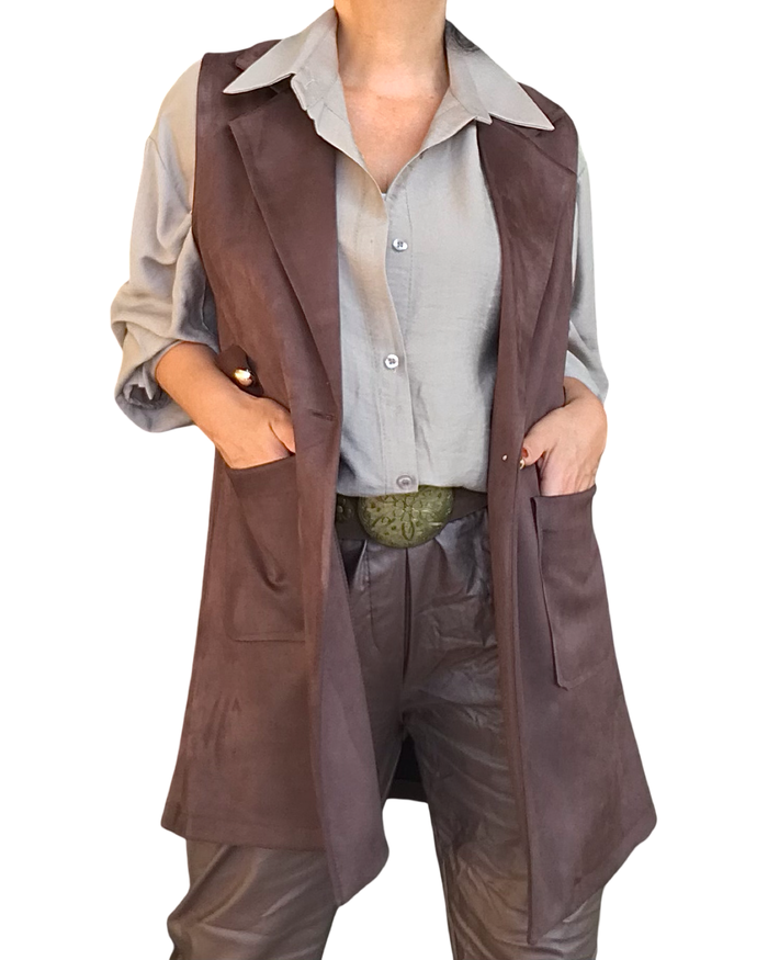 Veste brune sans manche en ultra suède