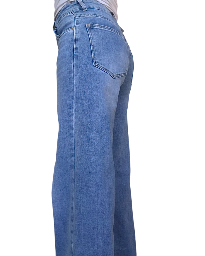 Jeans bleu pâle large frangé au bas 30 pouces de jambe