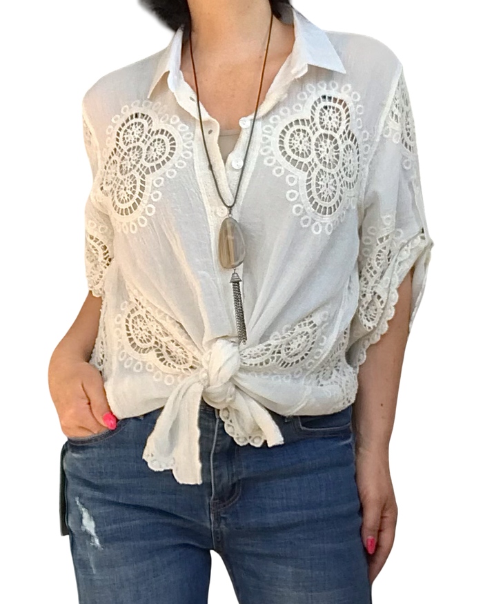 Chemise off white 3/4 avec dentelle délicate
