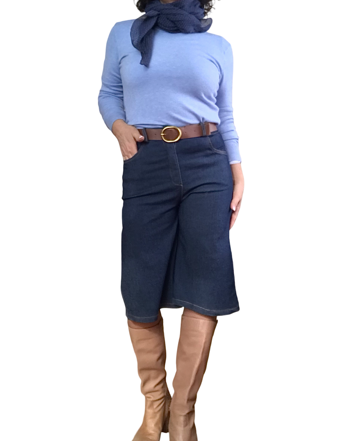 Chandail uni bleu ciel col rond manche longue