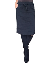 Jupe noire froissée taille élastique avec cordon et poches