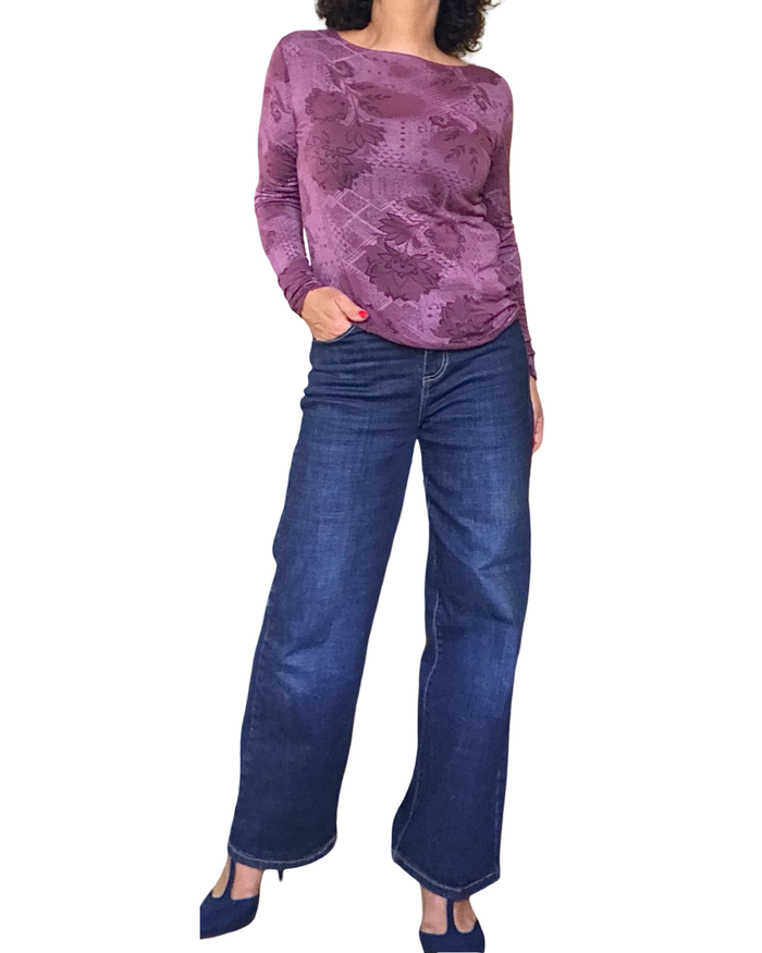 T-shirt bourgogne fleuri ton sur ton, manche longue col rond
