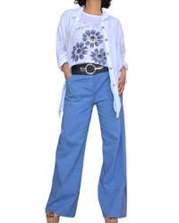 Blouse blanche manche courte avec 3 marguerites marines