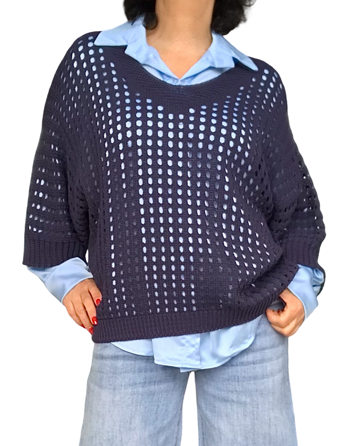 Chandail en crochet marine col en V en grandes mailles(livraison 17 mars)