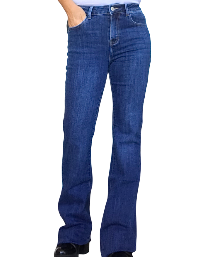 Jeans bleu moyen, jambe droite classique 32 pouces de jambe