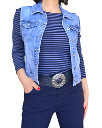 T-shirt manche longue, à rayures fines marine et bleu ciel col en en rond