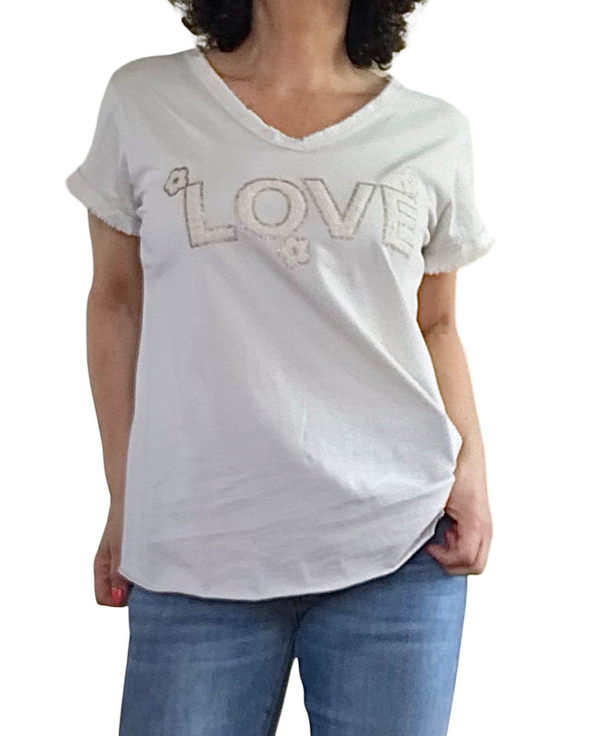 T-shirt beige  « LOVE » col en V