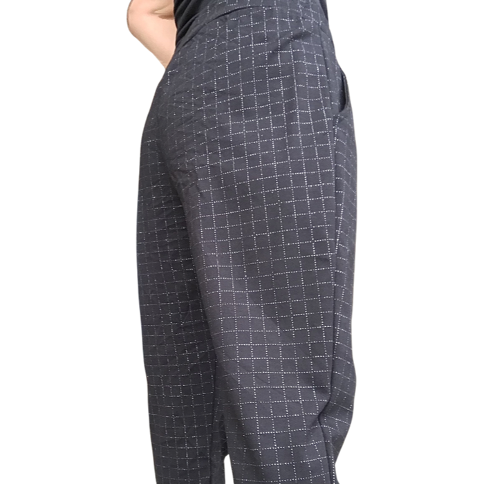 Pantalon noir à carreaux en lurex argentés avec cordon à la taille de proche