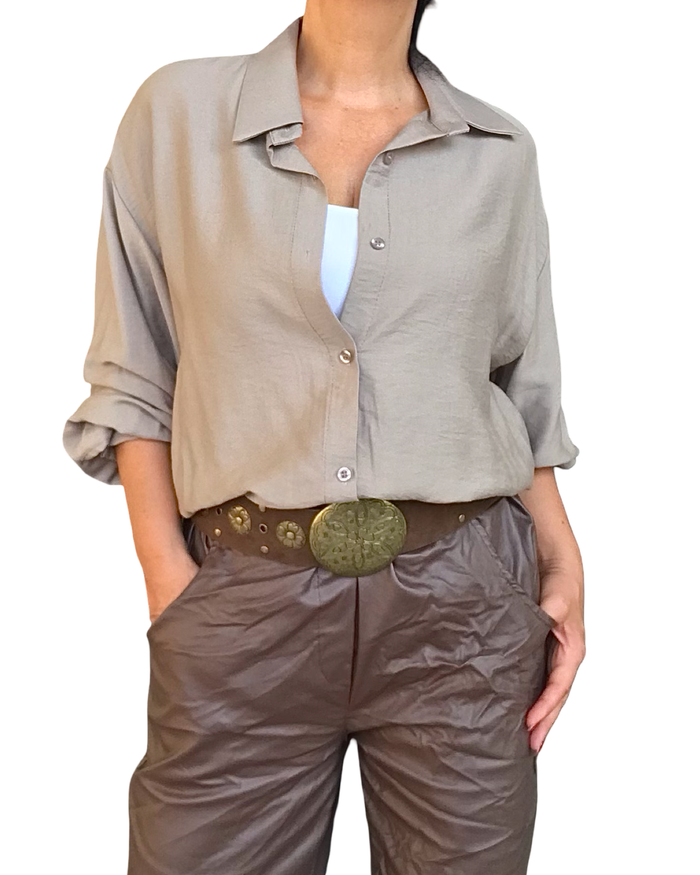 Chemise moka unie à manche longue (livraison 10 septembre)