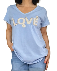 T-shirt bleu ciel  « LOVE » col en V