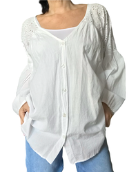 Chemise romantique blanche dentelle et manche cloche | Livraison 10 mai