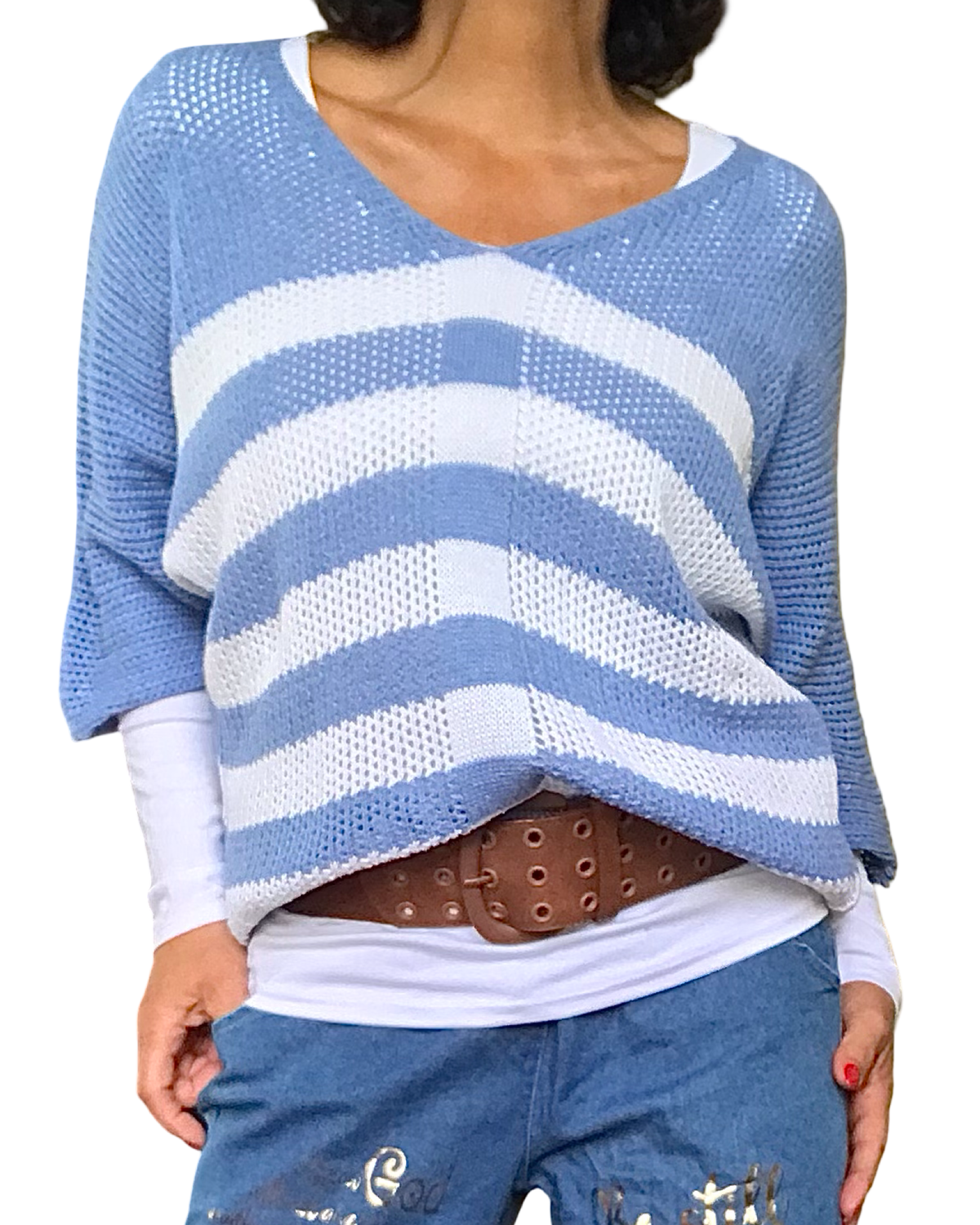 Chandail de tricot rayé bleu jeans et blanc col en V manche courte