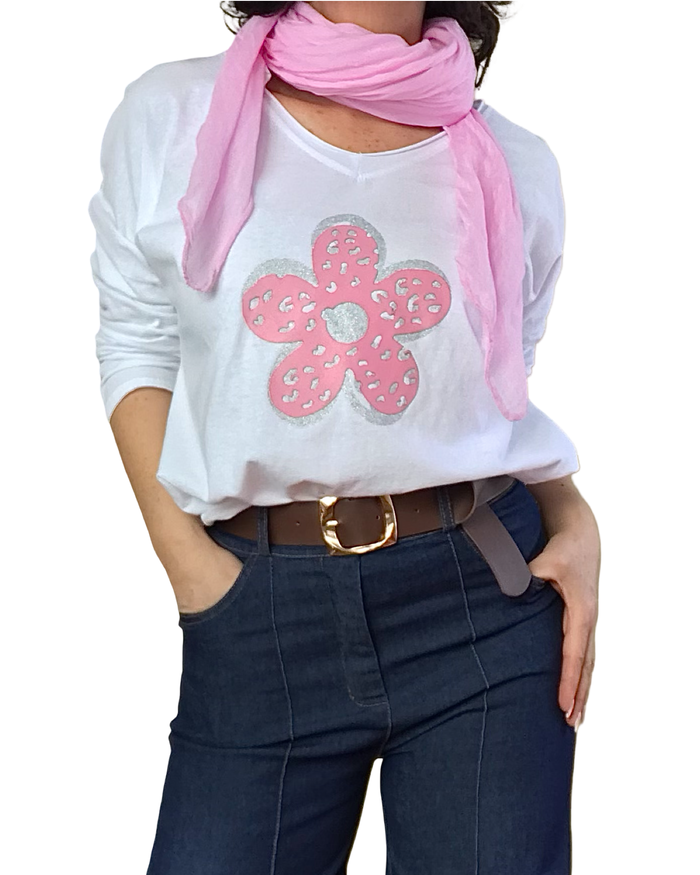 T-shirt blanc col V manche longue une fleur rose et argentée