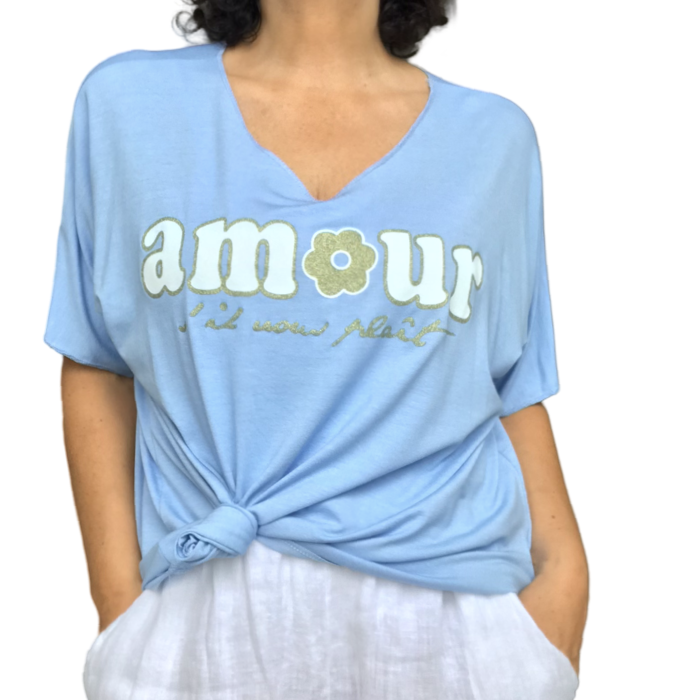 NEW - T-shirt col en V bleu ciel écrit « amour » en blanc et doré