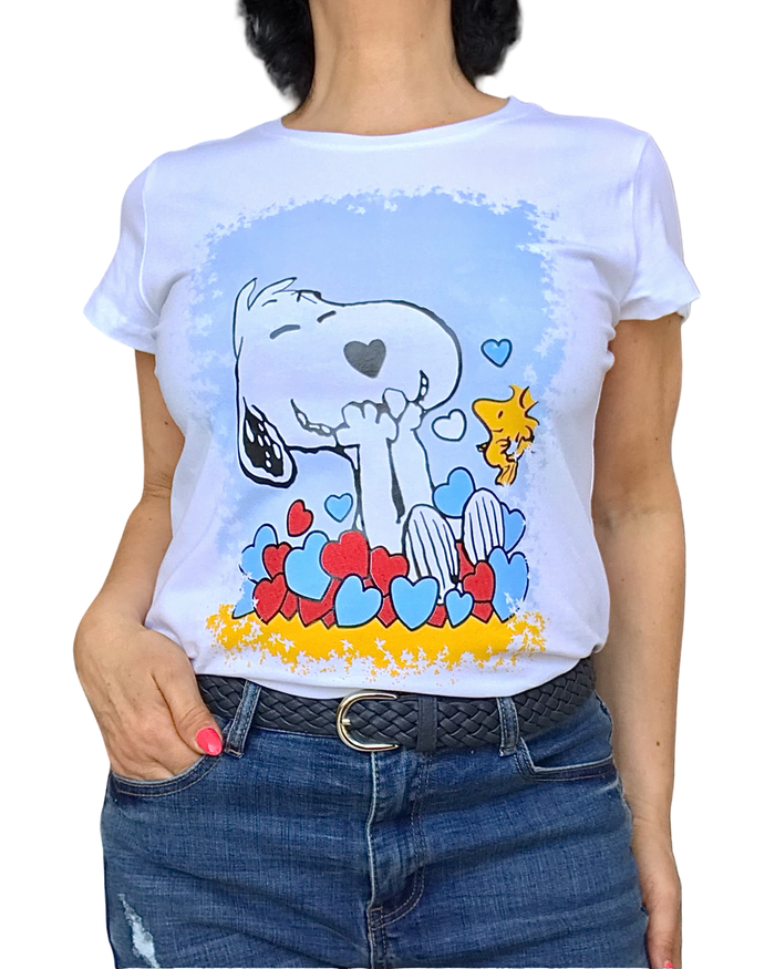 T-shirt blanc Snoopy rieur – Charme et confort