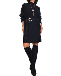 Robe en tricot noire au genou col montant