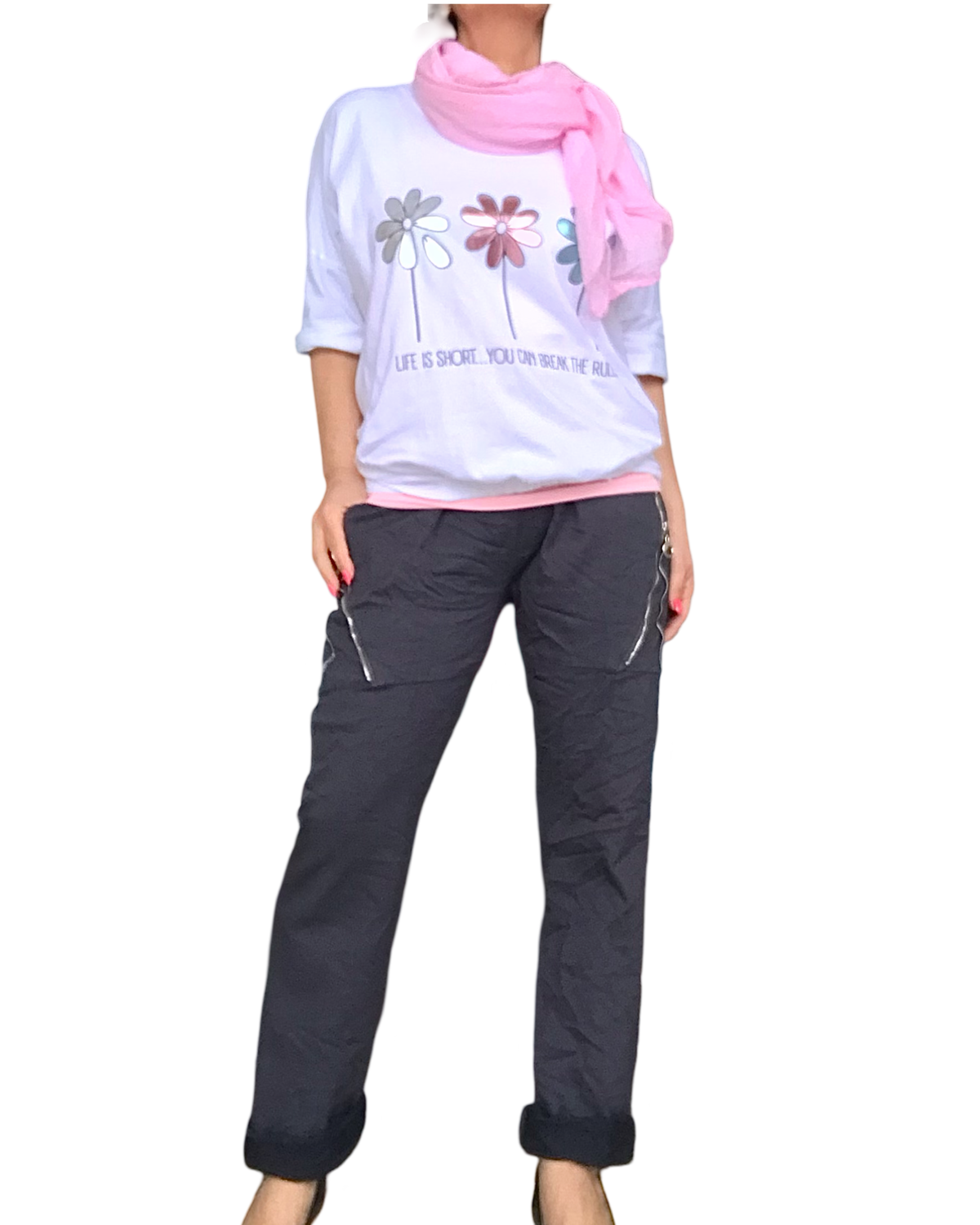 T-shirt blanc avec imprimé de trois fleurs métalisées avec camisole gainante rose pâle 