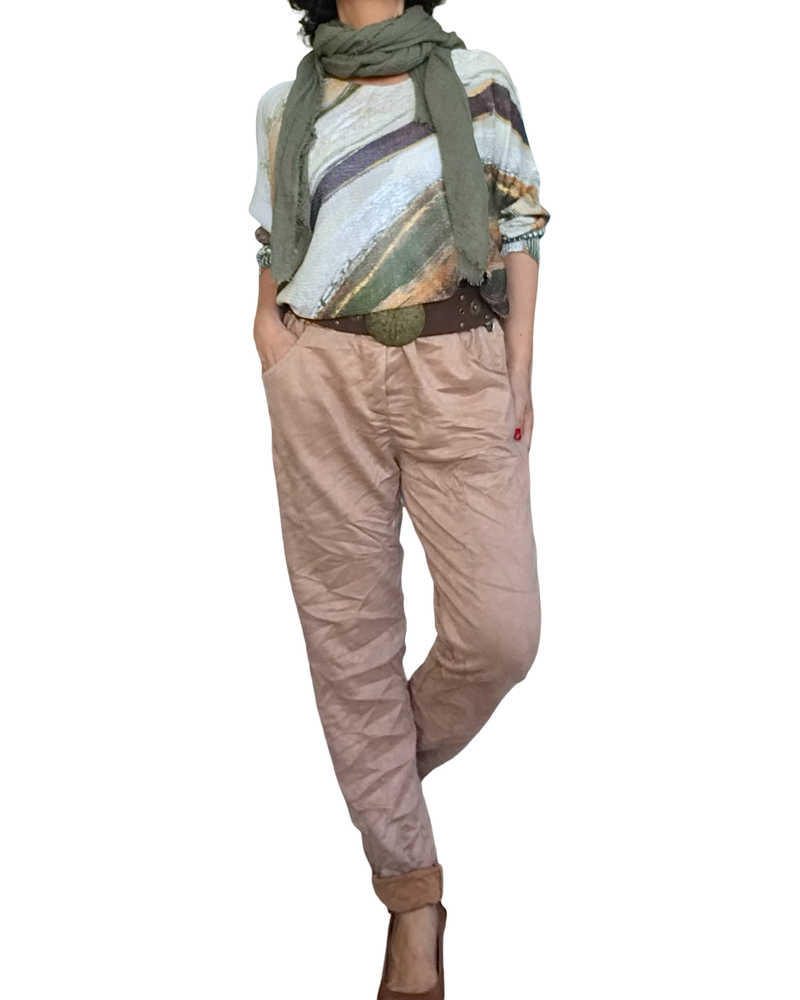 Chandail tricot crème, kaki camel et noir col en V manche chauve-souris