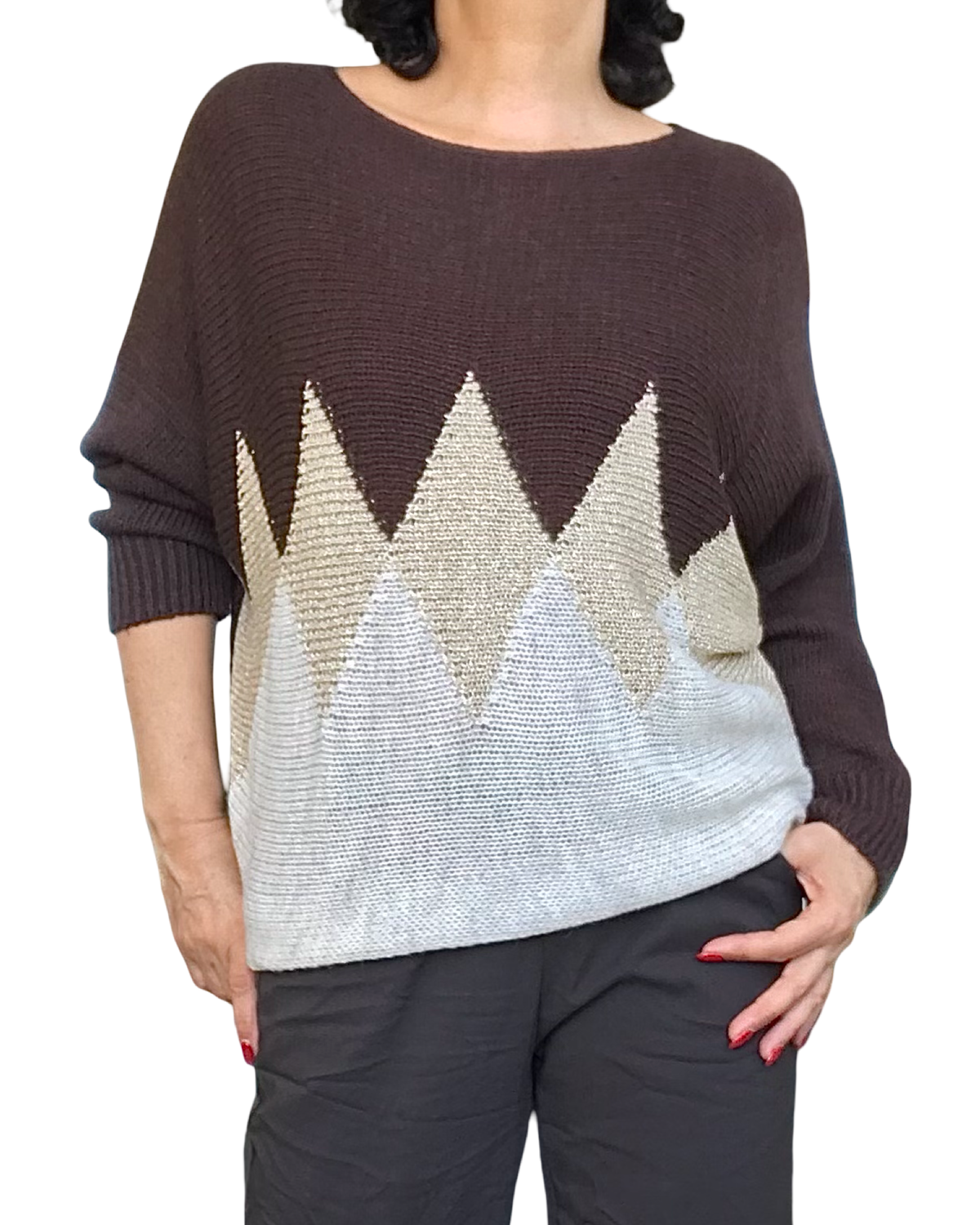 Chandail col rond en tricot brun, crème et losanges dorés