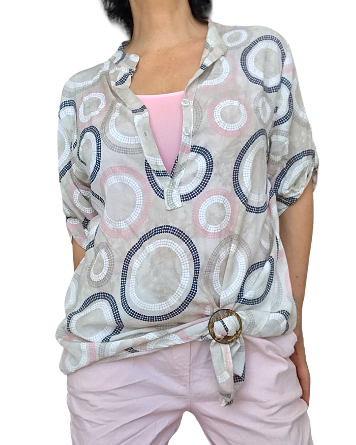 Blouse ciment imprimé de cercles moka, marine, rose et blanc, manche 3/4