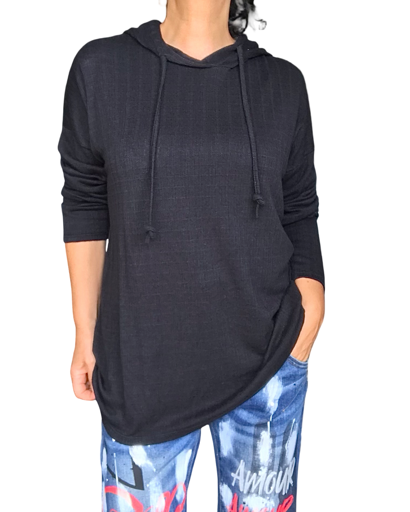 Chandail uni noir avec capuchon