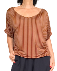T-shirt cognac à rayures fines noires verticales, manche courte