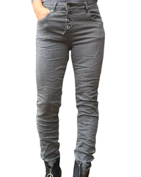 Pantalon ajusté gris  charcoal avec boutons devant 