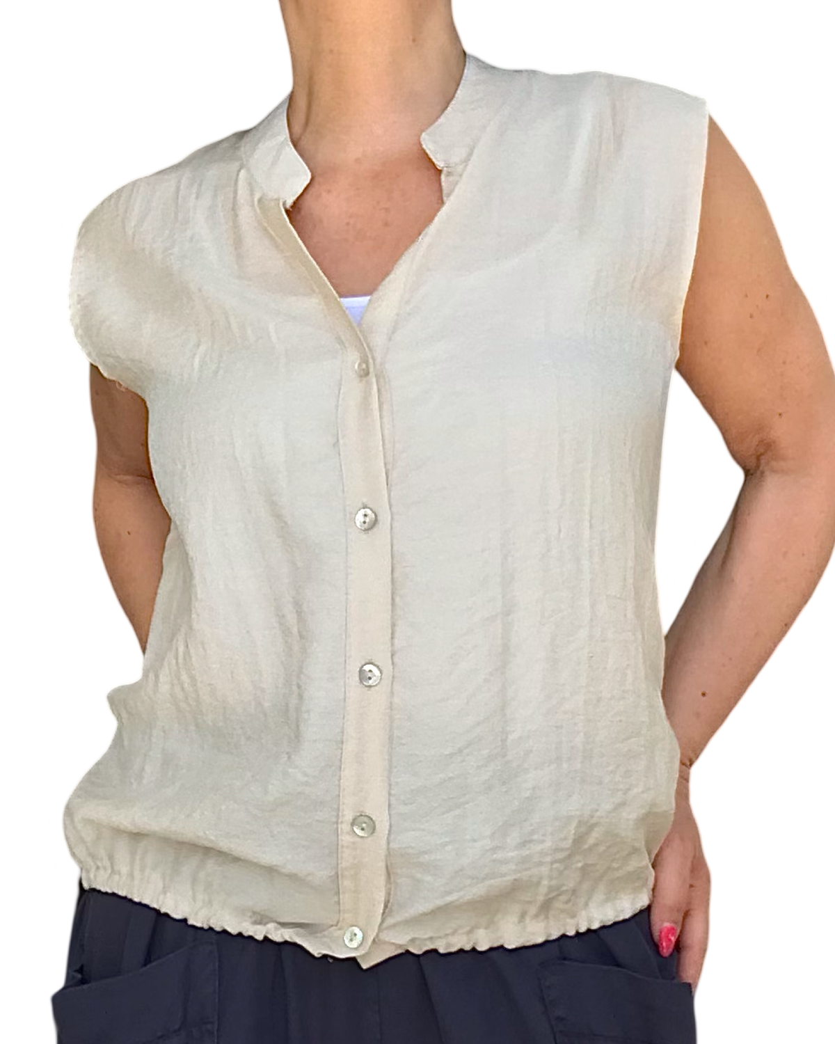 Chemise sans manche col Mao – Élégance d’été