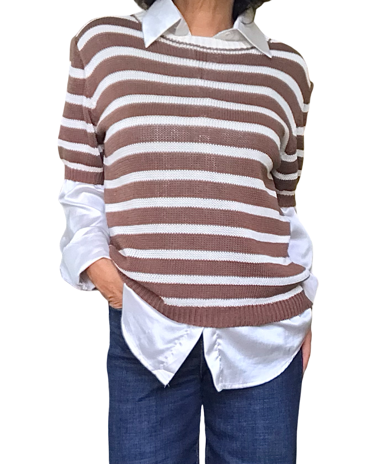 Chandail de tricot rayé brun et crème, col rond manche courte