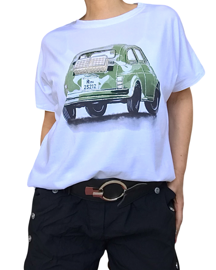 T-shirt blanc Fiat 500 – éclat chic et confort estival