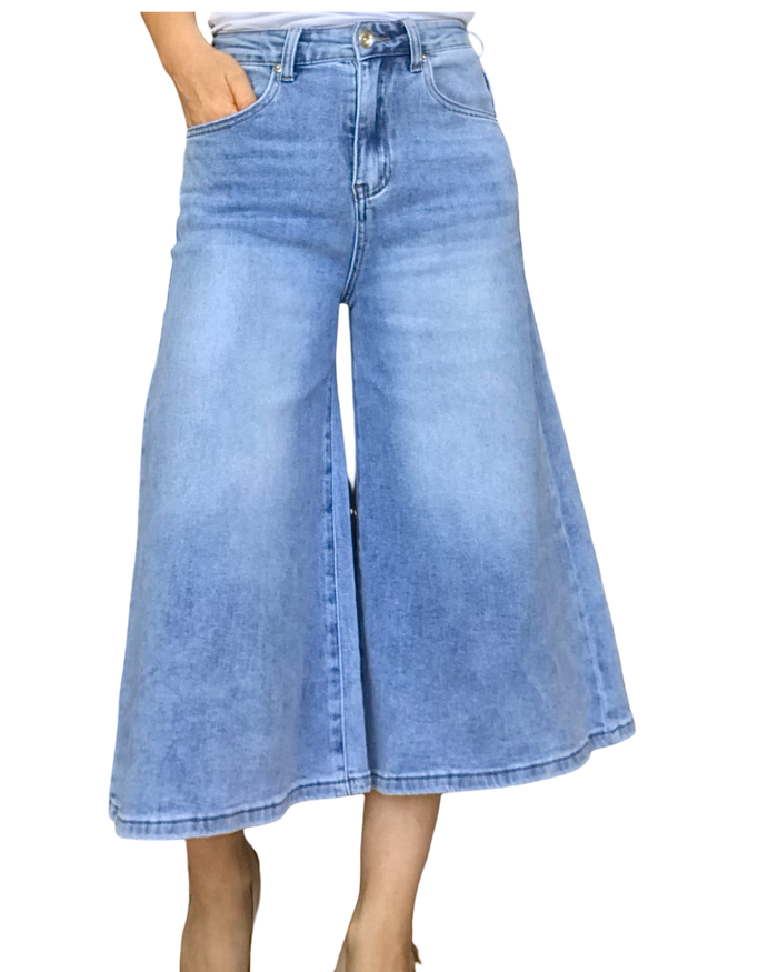 Jupe culotte bleu clair – Style & confort assurés