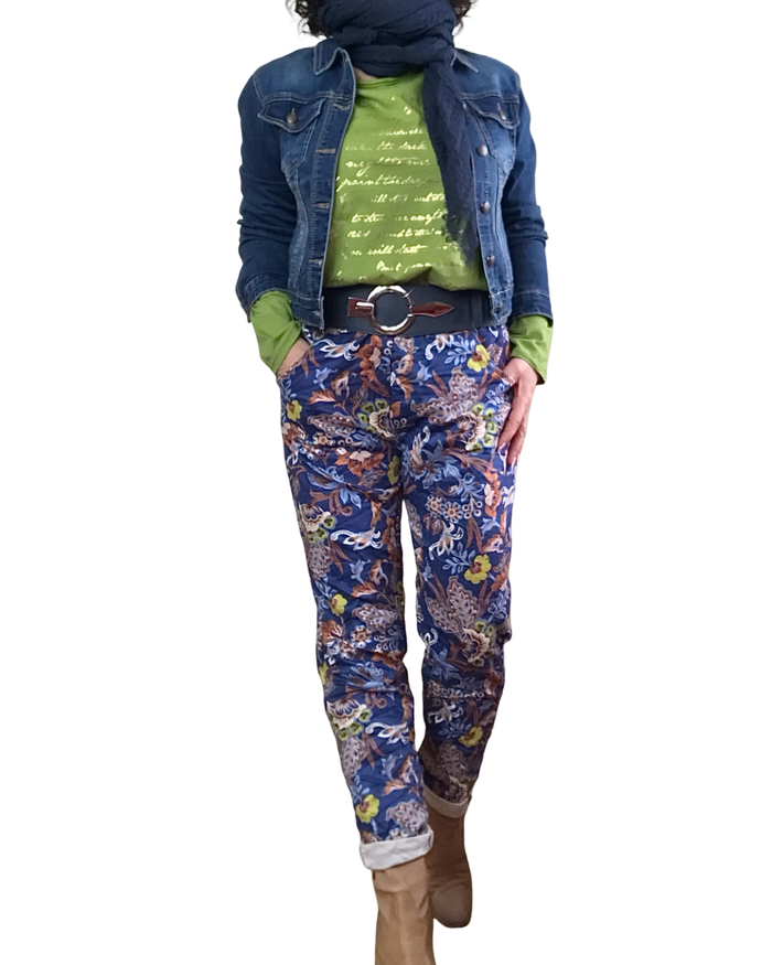 T-shirt manche longue vert pomme avec écritures dorées