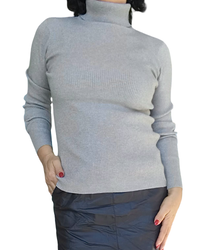 Chandail col roulé uni gris avec lurex argenté