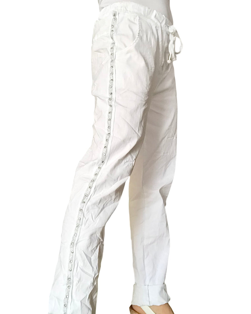 Pantalon blanc à taille élastique avec cordon et ruban de chaque coté