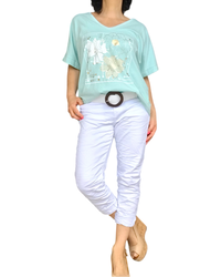T-shirt aqua col V fleurs dorées – Fraîcheur et style