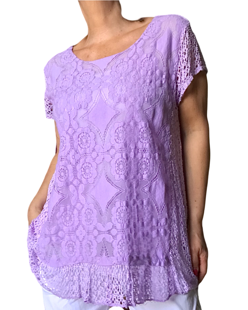 T-shirt uni en dentelle lilas