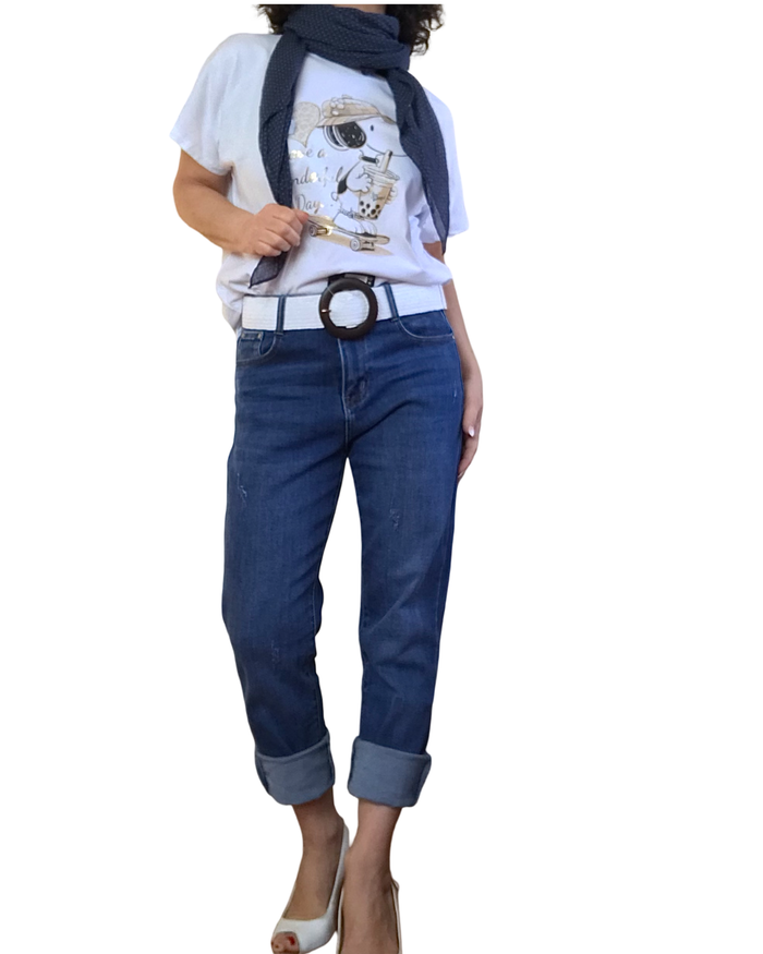 T-shirt blanc Snoopy « Have a wonderful Day » Snoopy en beige porte un chapeau et boit un jus