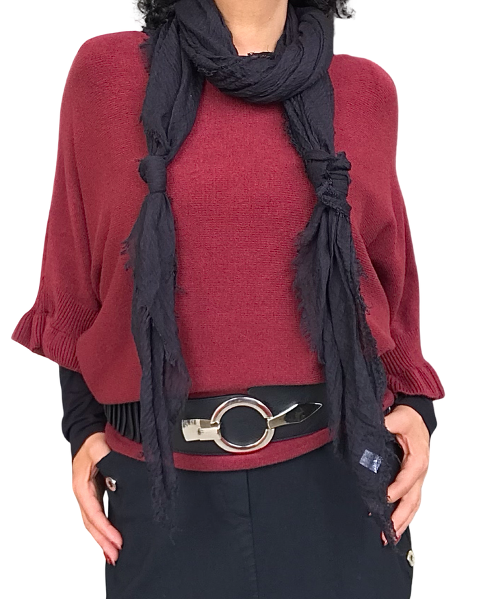 Chandail de tricot léger rouge vin manche 3/4 garni de frisons