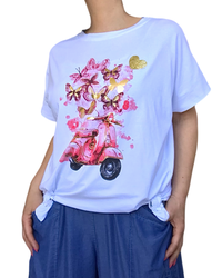 T-shirt blanc Vespa & papillons – style doux et estival