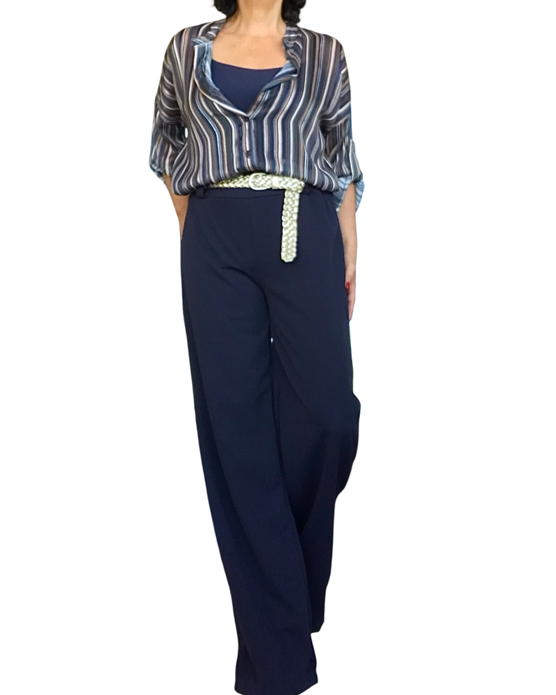 Pantalon droit marine avec un ruban noir comme ceinture, taille élastique