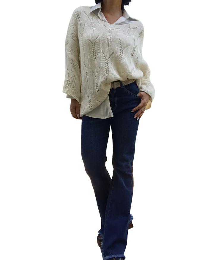Chandail col en V uni vanille en crochet manche 3/4