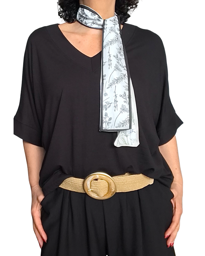 T-shirt uni noir manche courte col en V