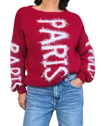 Chandail col rond en tricot rouge avec « Paris » écrit en blanc sur le devant et sur les manches