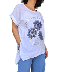 Blouse blanche manche courte avec 3 marguerites marines