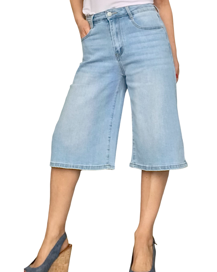Jupe culotte en jeans bleu clair au genou