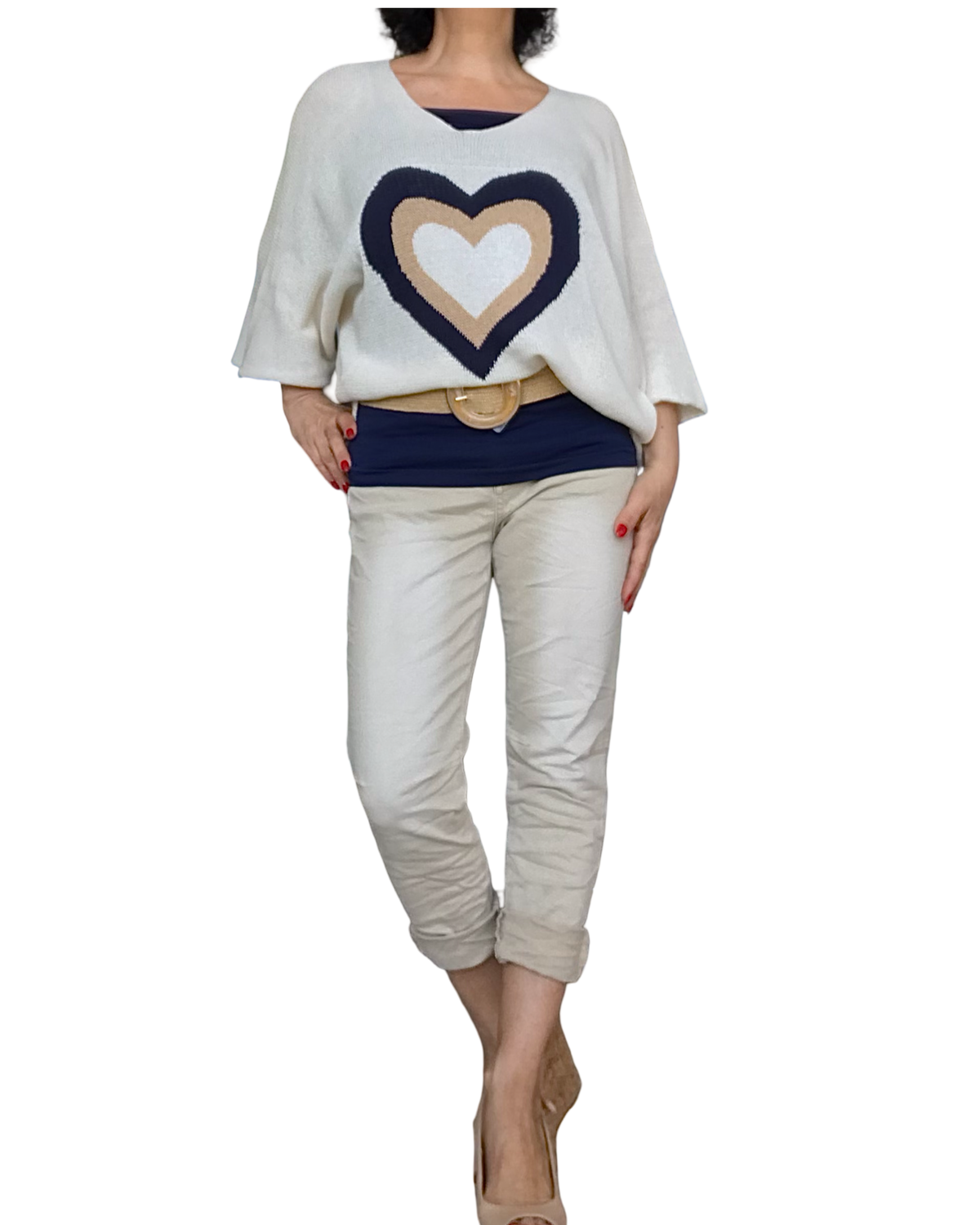 Chandail tricot vanille col en V manche courte avec un cœur au milieu