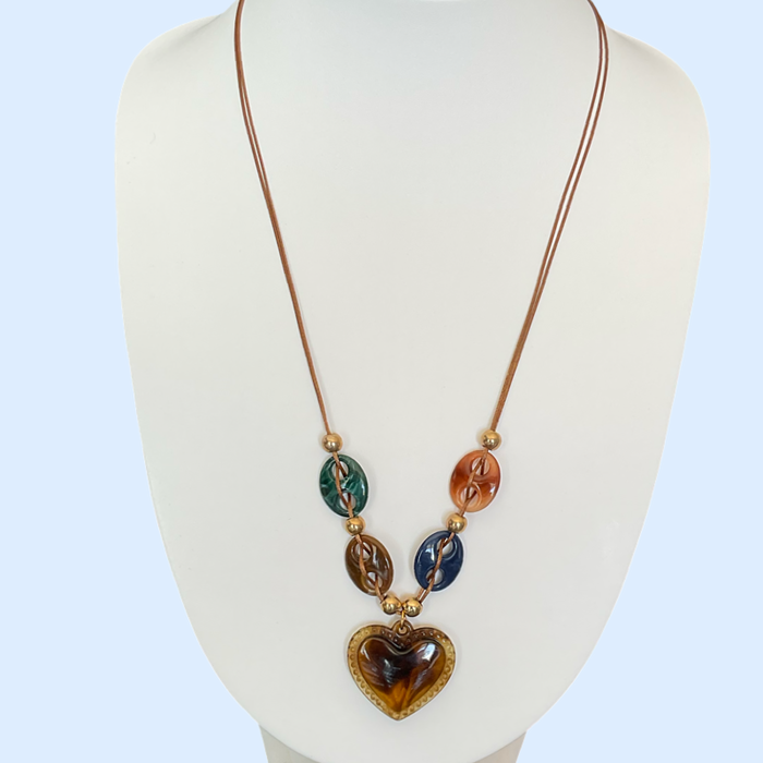 Bijoux | Collier avec une pierre en forme de coeur